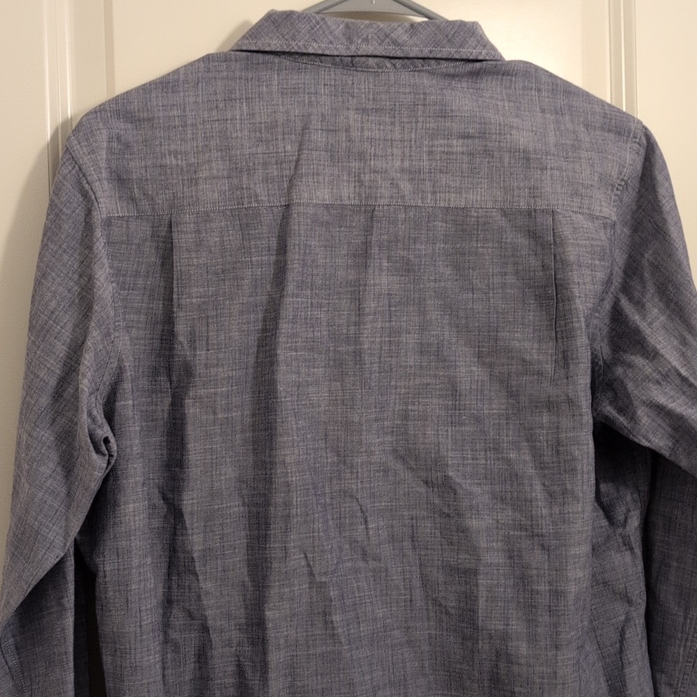 Sarah Alexandra Signature Linen Blouse - Picture 7 of 7